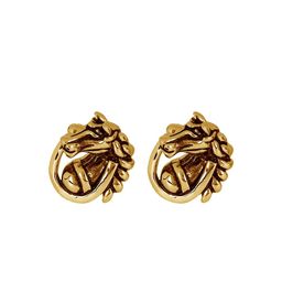 PELUCHE Gold-Toned The Knight Move Quirky Cufflink-picture-8