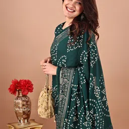 Panzora Bandhani Poly Chiffon Bandhani Saree image 3