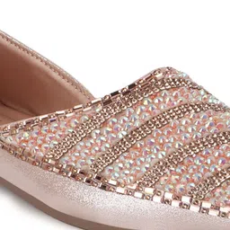 SIRDENILL Women Embellished with Beaded Detailing Mojaris Flats image 2