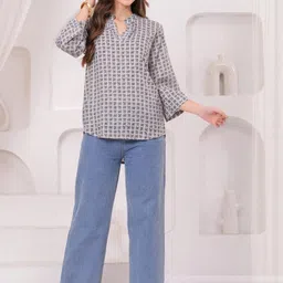 OH MI DIOS Women Geometric Printed Mandarin Collar Top-image-59