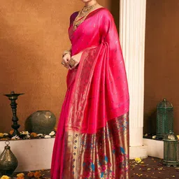 SANISA Ethnic Motifs Zari Silk Blend Handloom Saree image 2