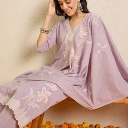 Indo Era Women Floral Embroidered Regular Thread Work Pure Cotton Kurta with Trousers & With Dupatta image 5