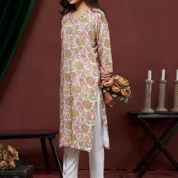 KALINI Botanical Printed V-Neck Kurti image 4