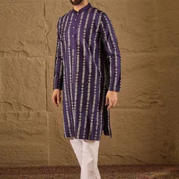 House of Pataudi Floral Embroidered Mandarin Collar Straight Kurta & Trousers image 5