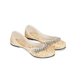 DFR Women Embellished Mojaris Flats-picture-33