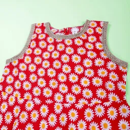 KiddoPanti Girls Floral Printed Sleeveless Sequinned Cotton Kurta image 4