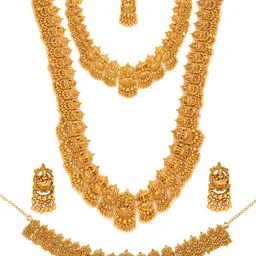 Yellow Chimes Gold Plated Temple Jewellery set With Kamarband image 2