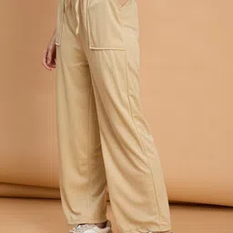 QIOA Women Relaxed High-Rise Easy Wash Cargos Trousers image 4