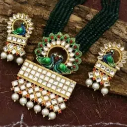 ARADHEMA Women Green Jewellery Set-picture-11