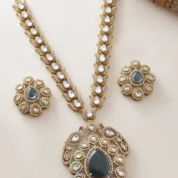 Voylla Kundan Opulence Noor Mahal Kundan Necklace Set-picture-31