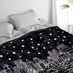 Arrabi Black & White Geometric Printed 1300 GSM Woollen Heavy Winter Blanket image 5