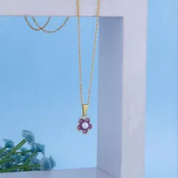 SZN Set Of 2 Gold-Plated Pearls Beaded Floral Shaped Pendents With Chains image 2