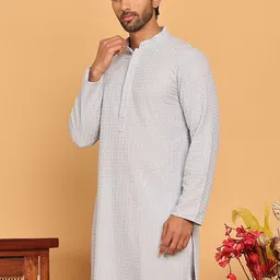 Jompers Geometric Sequined Embellished Mandarin Straight Kurta image 2