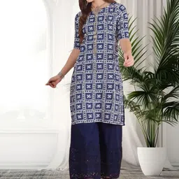 arangya Women Geometric Printed Crepe Kurta-picture-39