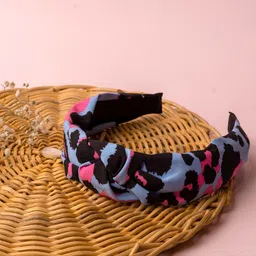 Jewelz Women Blue & Black Printed Hairband image 4