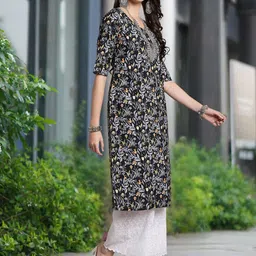 Moda Rapido Selection Of 2 Floral Printed Round Neck Straight Kurtas image 3