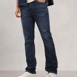 Nautica Men Straight Fit Heavy Fade Stretchable Jeans-image-32