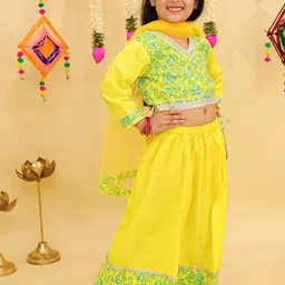 JUNITOS Girls Printed Foil Print Ready to Wear Lehenga & Blouse With Dupatta image 5