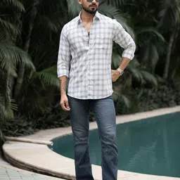 Urban Scissors Men Comfort Slim Fit Checked Spread Collar Casual Shirt image 5