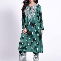 NAZAQAT ETHNIC INDIA Floral Embroidered Notch Neck Straight Chikankari Kurta With Trouser-picture-45