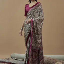 Saree mall Paisley Poly Crepe Block Print Sarees image 5