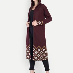 HAUTEMODA Geometric Printed Hooded Woollen Shrug image 5