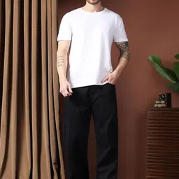 Kotty Men Relaxed Easy Wash Cargos Trousers image 2