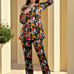 SZN Printed Round Neck Tunic & Trousers Co-Ords image 3