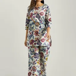 BAESD Women Floral Printed Regular Kurti with Trousers image 1
