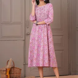 Karaveera Women Floral Print A-Line Midi Dress image 5