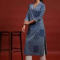 anayna Women Geometric Printed Keyhole Neck Thread Work Kurta image 4