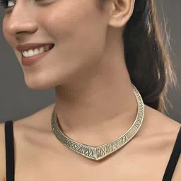 Silvermerc Designs Gold-Plated V-Shaped Necklace image 4