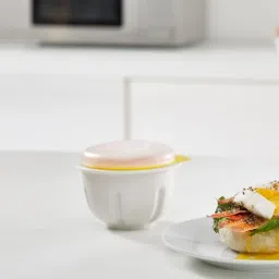 M-Poach White Polypropylene (Set of 2) Egg Poacher-image-35