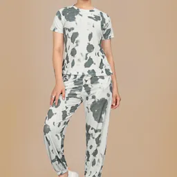 sakarmaa Printed Women Track Suit image 1