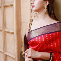 Rujave Woven Design Zari Silk Blend Kanjeevaram Saree image 2