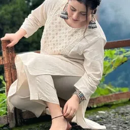 Aaysa Kurti Geometric Yoke Design Pure Cotton Kurta With Trousers image 3