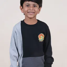 KiddoPanti Boys Embellished Sweatshirt-picture-12