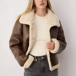 Trendyol Spread Collar Regular Aviator Jacket With Utility Pockets-image-36