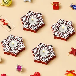 eCraftIndia Red & White Set of 4 Candle Holder image 1