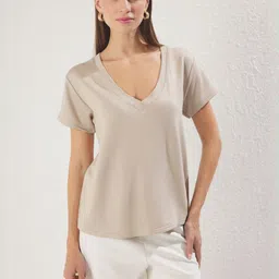 Trendyol Women Solid V-Neck T-shirt-image-96