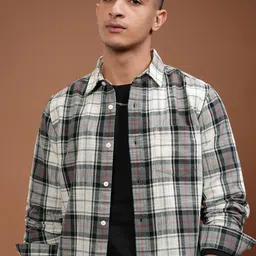 HIGHLANDER Men Slim Fit Spread Collar Tartan Checked Cotton Casual Shirt-picture-24
