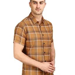 Apuesto India Slim Fit Checked Short Sleeves Cotton Casual Shirt image 3