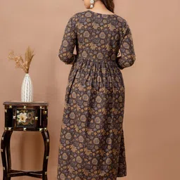 Step Queen Women Floral Printed Gotta Patti Floral Maternity Anarkali Kurta image 4