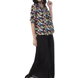 Absorbing Geometric Print Crepe Top image 4