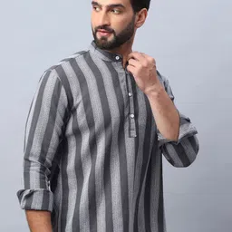 Jompers Men Striped Extended Sleeves Kaftan Kurta-picture-25