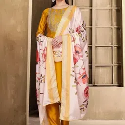 YOELLA Women Floral Embroidered Regular Thread Work Kurta with Trousers & With Dupatta-image-16