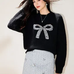 JC Collection Women Pullover with Embellished Detail image 3