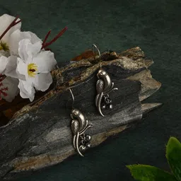 VENI Silver-Plated Animal Shaped Drop Earrings-image-81