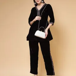 Anekaant Embroidered Buckle Detail Box Clutch image 2