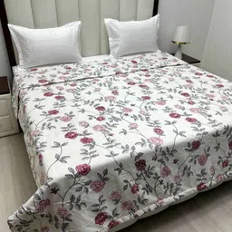 Pure Decor White & Red Floral Microfiber AC Room 354 GSM Double Bed Comforter-image-89
